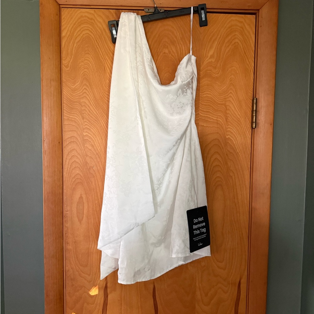 Lulu’s One Shoulder White Dress